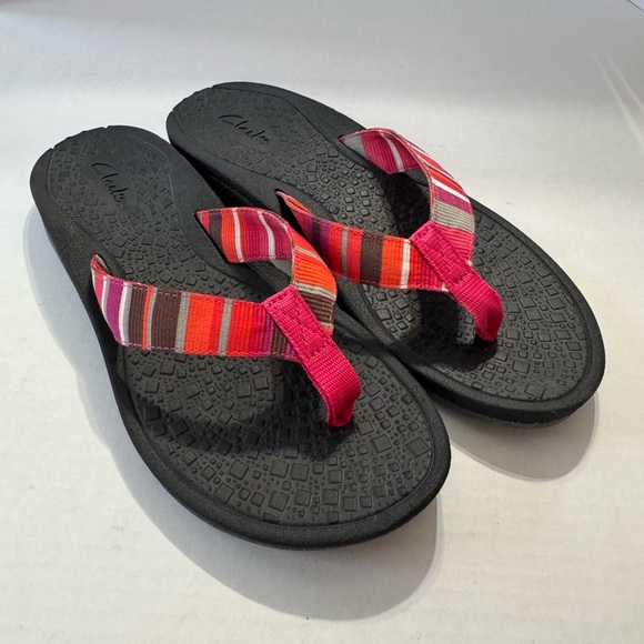 Clarks Striped Pink and Orange Flip Flops thong  slides sandals size 8 - Picture 1 of 4